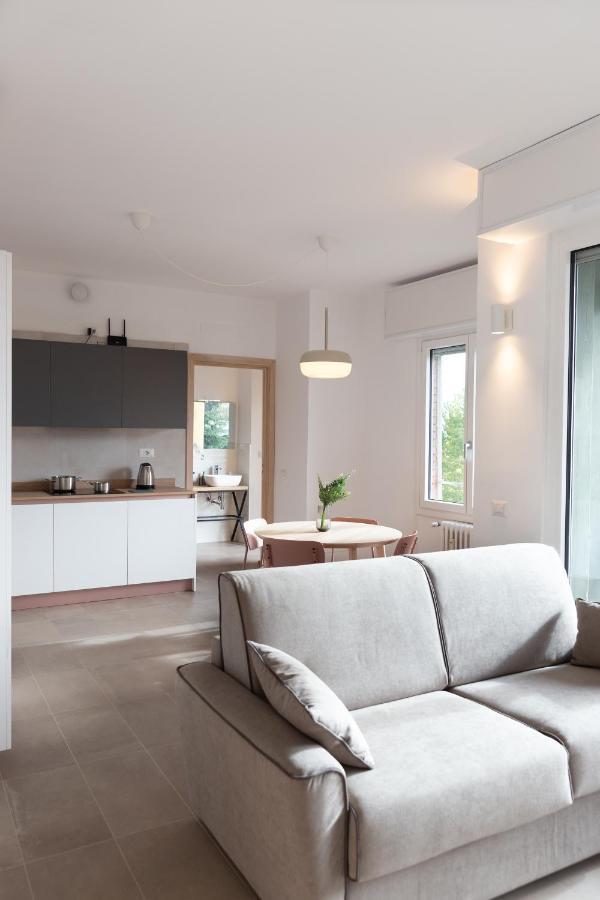 New Exclusive Melegnano Apartments- Near Train Station Zewnętrze zdjęcie