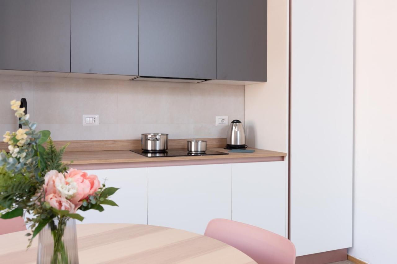 New Exclusive Melegnano Apartments- Near Train Station Zewnętrze zdjęcie